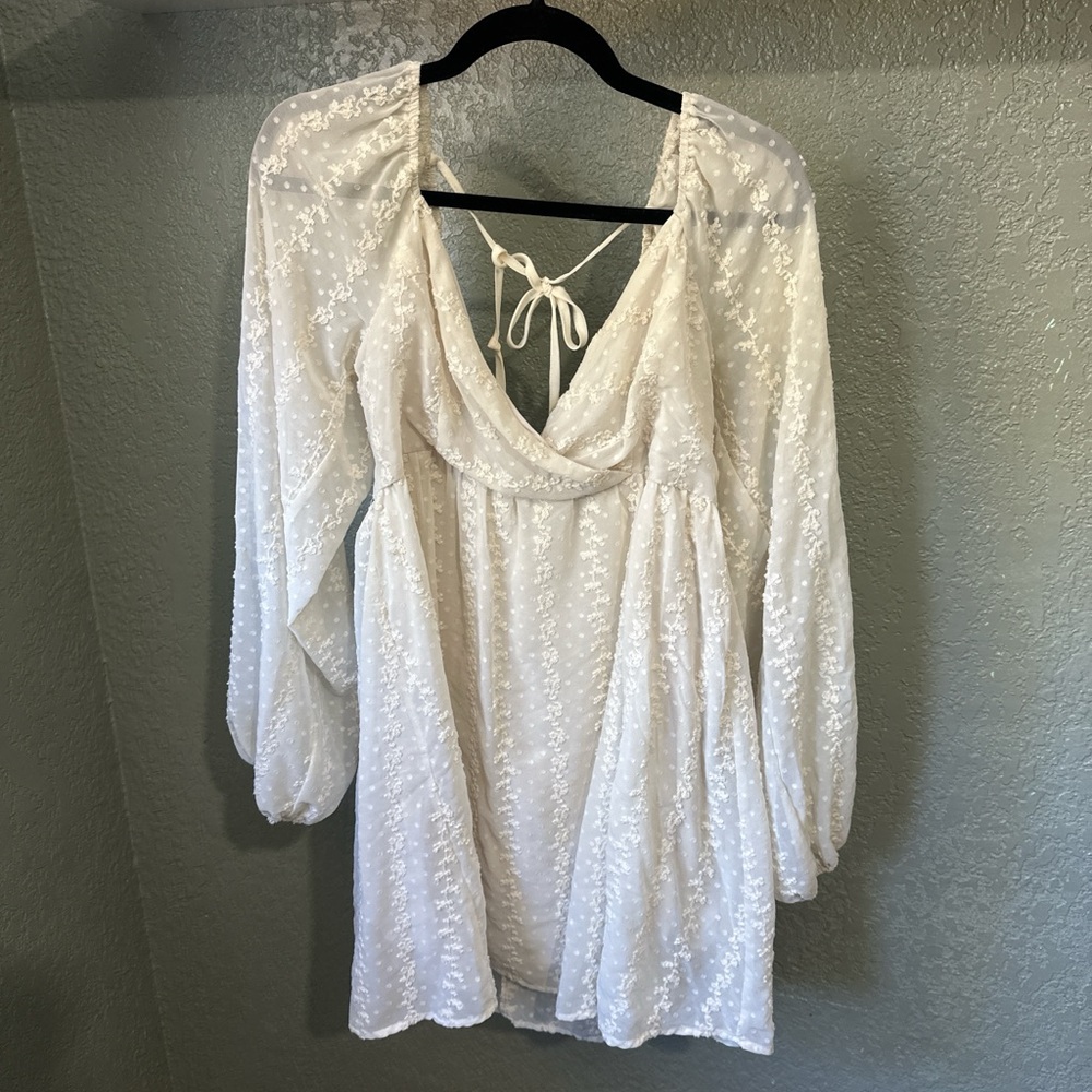 White long sleeve dress with tie back